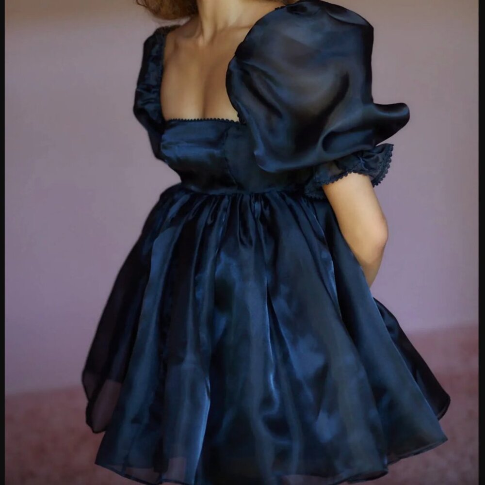 NWT Selkie The Caviar Puff Dress